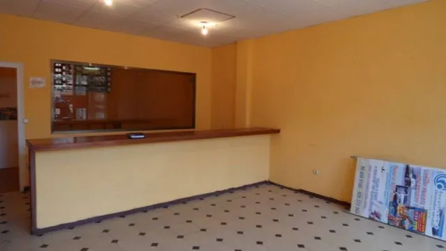 Local comercial 100m² en venta - Levante — 11