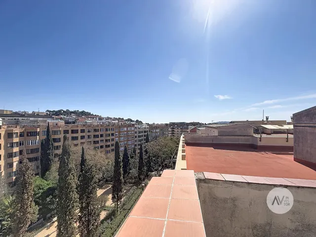 Amplio Piso en Sant Gervasi - La Bonanova, Ideal para Reformar — 48