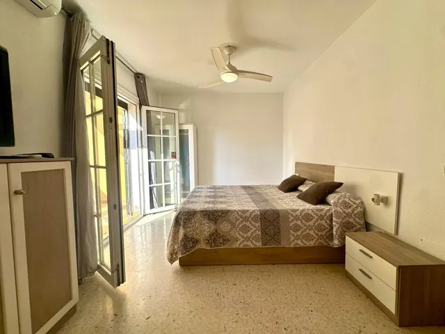 Amplio Dúplex Reformado en Los Molinos, Almería — 19