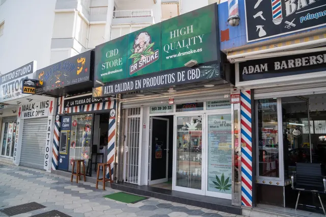 Traspaso Franquicia de Herbolario Exclusivo en Puerto Marina, Benalmádena. — 2