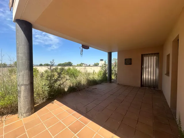 Piera Casa de dos plantas con patios, terrazas y garaje. — 25