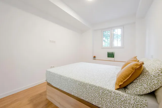 Piso a  la venta en Moratalaz, zonz Vinateros — 17