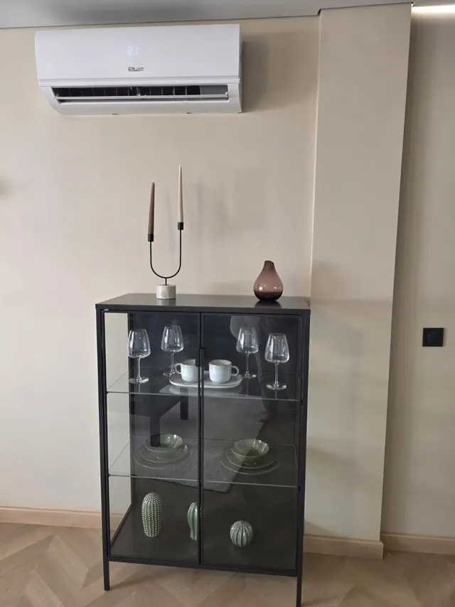 Apartamento con terraza, Alicante, Torrevieja, Playa de los Locos. 3 habitaciones, 110 m2, 200 metros al mar — 15