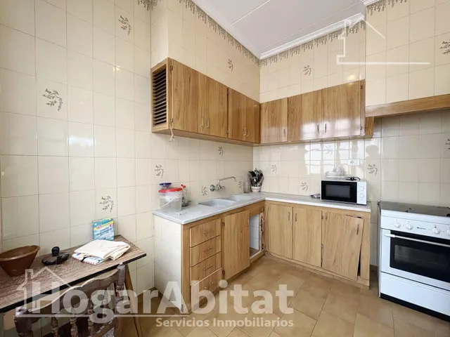 ¡Vistas a las montañas! Casa amplia y luminosa para reformar con patio y gran terraza — 38