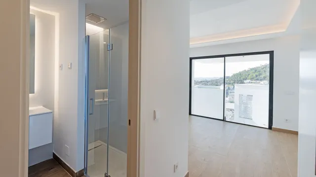 Chalet 4 habitaciones 210m² en venta - Centro — 24