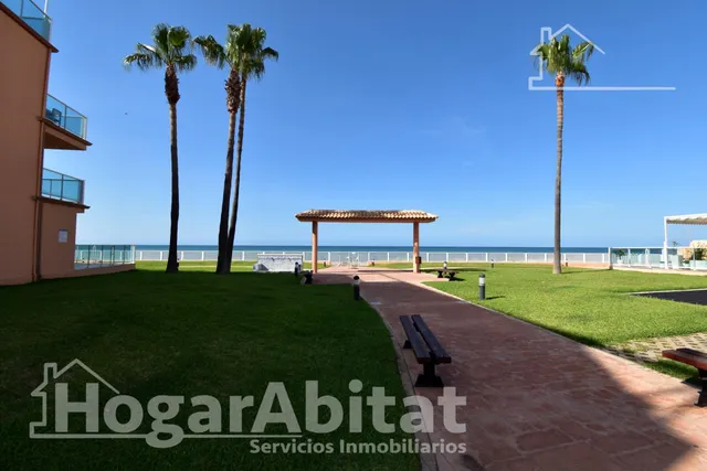 ¡EN PRIMERA LÍNEA DE PLAYA! LUMINOSO EN RESIDENCIAL CON PISCINA Y GARAJE — 38