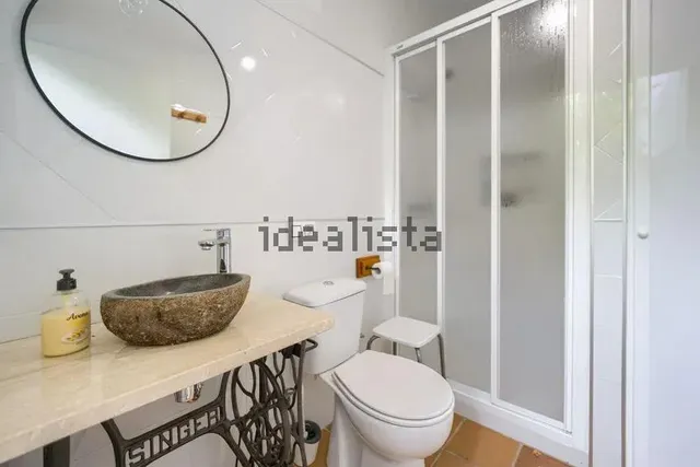 Chalet adosado en venta en Calle Bolivia — 27