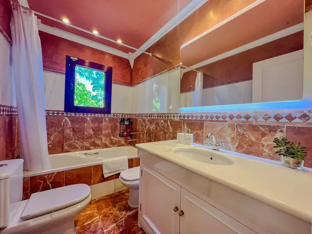 Chalet 5 habitaciones 650m² en venta - Centro — 33