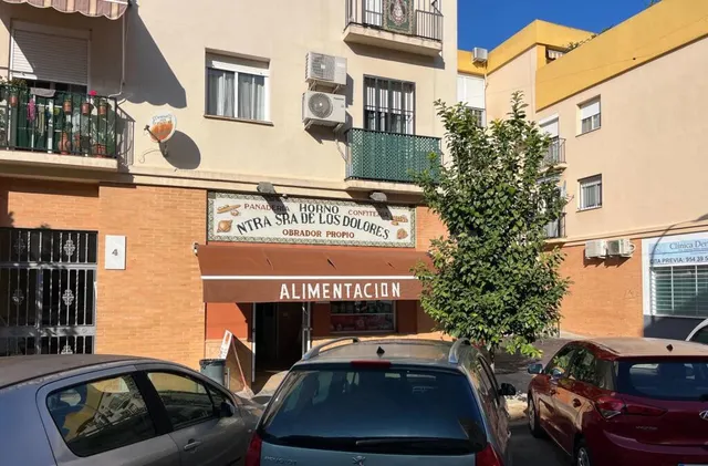 VENTA de Local en Camas — 2