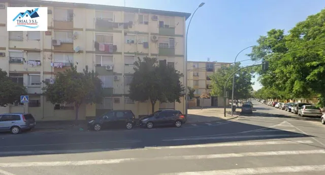 Venta de Piso en Amate (Sevilla) — 2