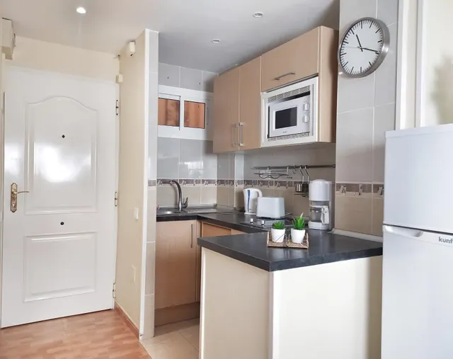 ESTUDIO ALQUILER BENALMADENA — 9