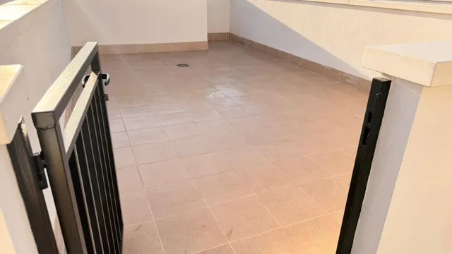 Amplio y moderno piso en venta en Carrús, Elche — 11
