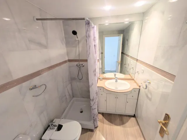 Piso en Puerto Marina, Benalmadena — 17