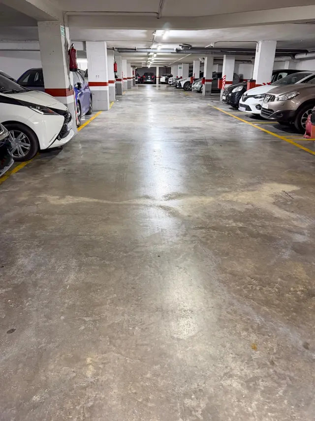 Piso de 4 habitaciones en alquiler en barrio Beteró — 33
