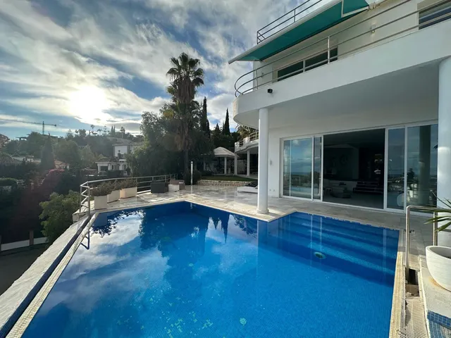 Chalet 4 habitaciones 350m² en venta - El Madroñal — 28