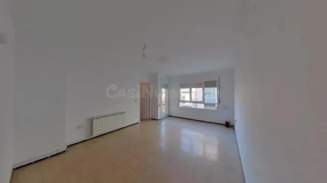 PISO OCUPADO DE PROTECCIÓN OFICIAL, 4 habitaciones, PLANTA 1 - foto 2