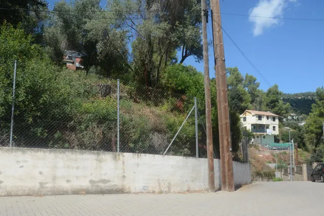 Parcela en Les Parretes. Carrer Xarel·lo, 63 — 6