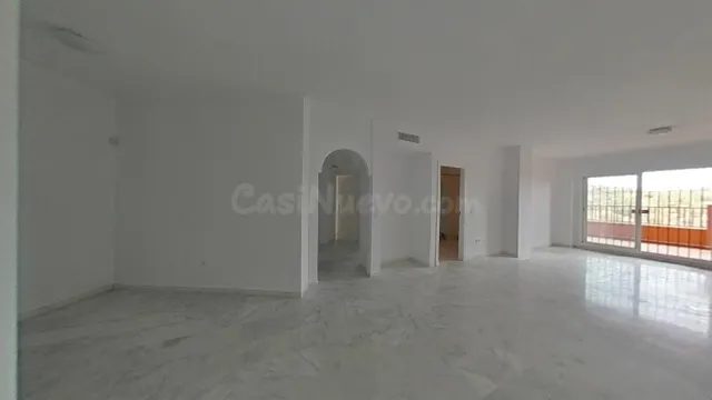 Venta de Vivienda en Marbella, Málaga. Activo Si Posesión /  - foto 4