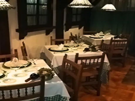 LOCAL COMERCIAL DE 100 M2 EN EL ENSANCHE — 2