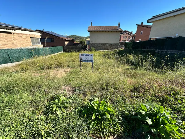 ¡Terreno en venta en la mejor zona de Sant Salvador de Guardiola! — 11