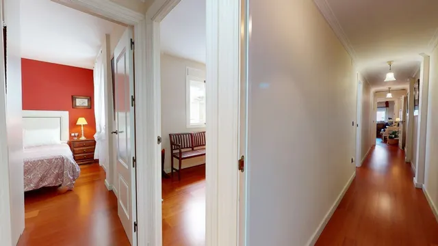 Magnifica vivienda de 4 dormitorios, convertida en 3 dormitorios, con dos baños, vestidor y terraza — 18