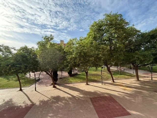 Alquiler apartamento amplio juan de borbon, 2 dormitorios, 2 baños, garaje , amueblado, luminoso — 8