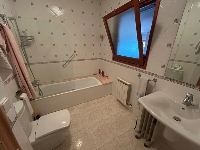 Magnifica casa con terreno en privilegiada urbanización — 26