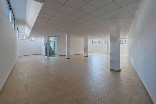 Local comercial 152m² en venta - Playa del Cura