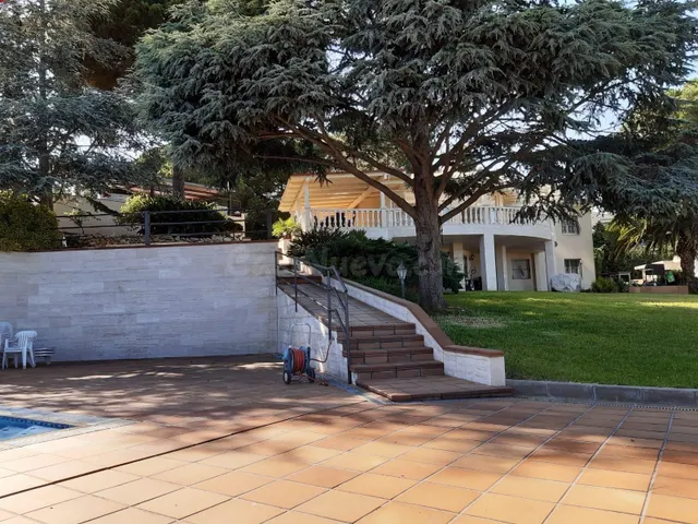 Casa exclusiva con espectaculares vistas al mar - foto 3