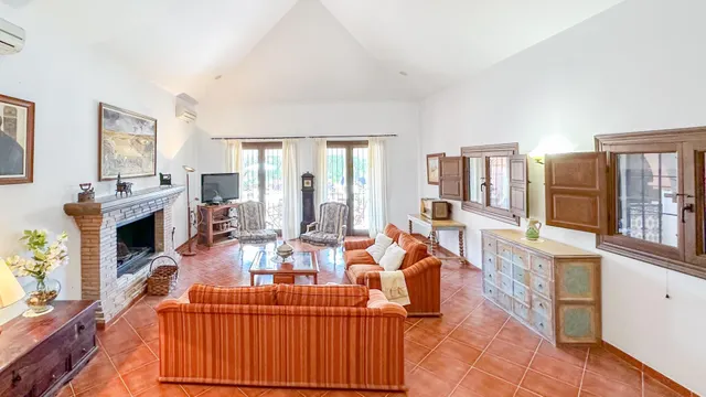 VILLA DE LUJO EN ALMOJÍA. MÁLAGA — 11
