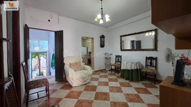 CASA DE 6 DORMITORIOS CON 2 habitaciones EN PLANTA BAJA Y PATIO | VILLAMARTÍN — 3
