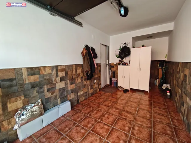 Adosado reformado con buhardilla, garaje y patio — 15