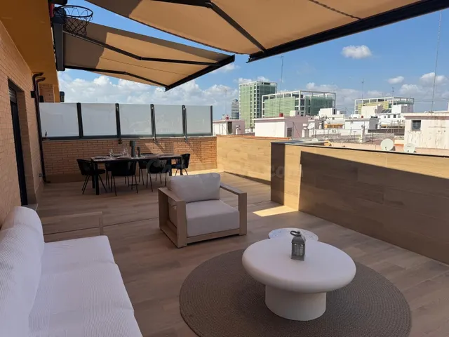 Espectacular Ático Dúplex con Terraza y Garaje Junto a los j
