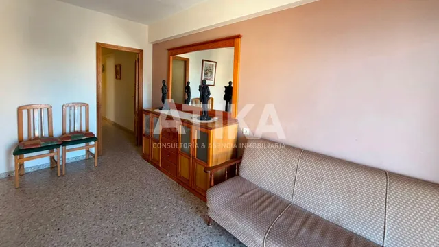 PISO EN VENTA EN PRIMERA LÍNEA - BELLREGUARD - foto 4