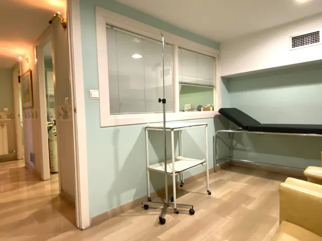 Clínica con licencia sanitaria en Avenida de Andalucía, RESIDENCIAL LAS ADORATRICES — 32