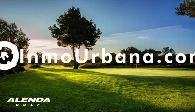 ESTUPENDO ADOSADO  EN ALENDA GOLF — 49