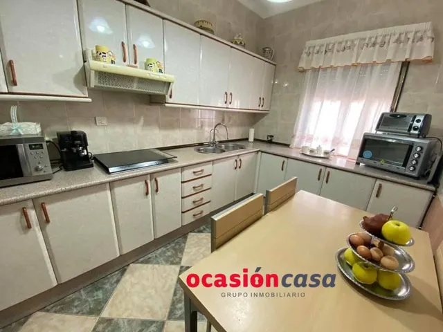 Espectacular parcela con casa, piscina y olivos — 15