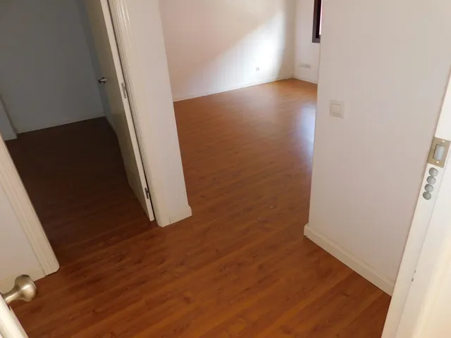 Piso en planta baja de 1 Dormitorio con Garaje y Trastero — 16