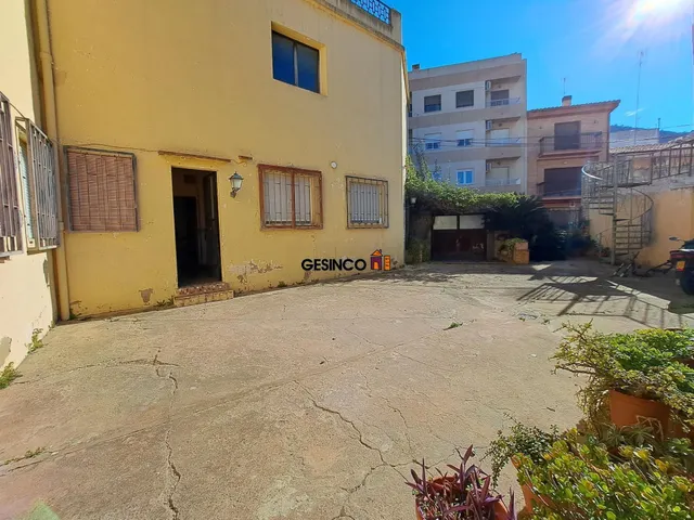 CASA DE PUEBLO CON PATIO, TERRAZAS... — 12