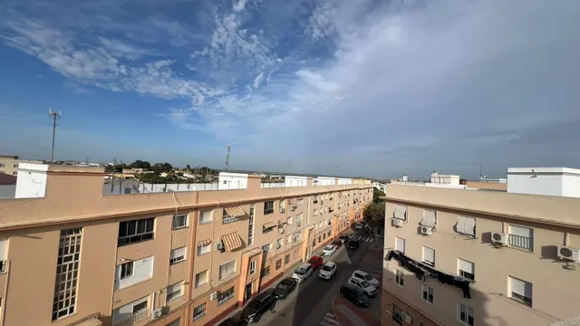 ZONA CARLOS III – SAN FERNANDO - ¡PISO CON 3 habitaciones MUY LUMINOSO! — 35