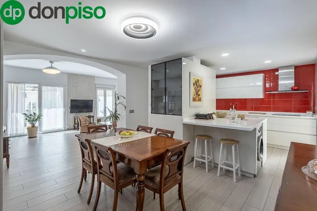 PISO COMPLETAMENTE REFORMADO EN CALLE RECOGIDAS — 8
