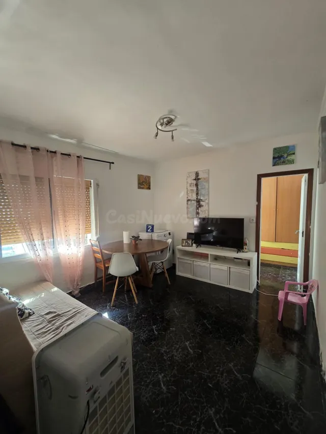 Piso muy luminoso en Roquetes