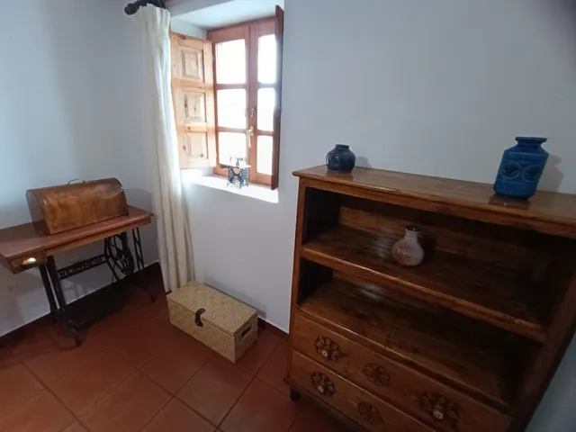CASA ADOSADA EN VALDÁLIGA (VALLINES) — 11