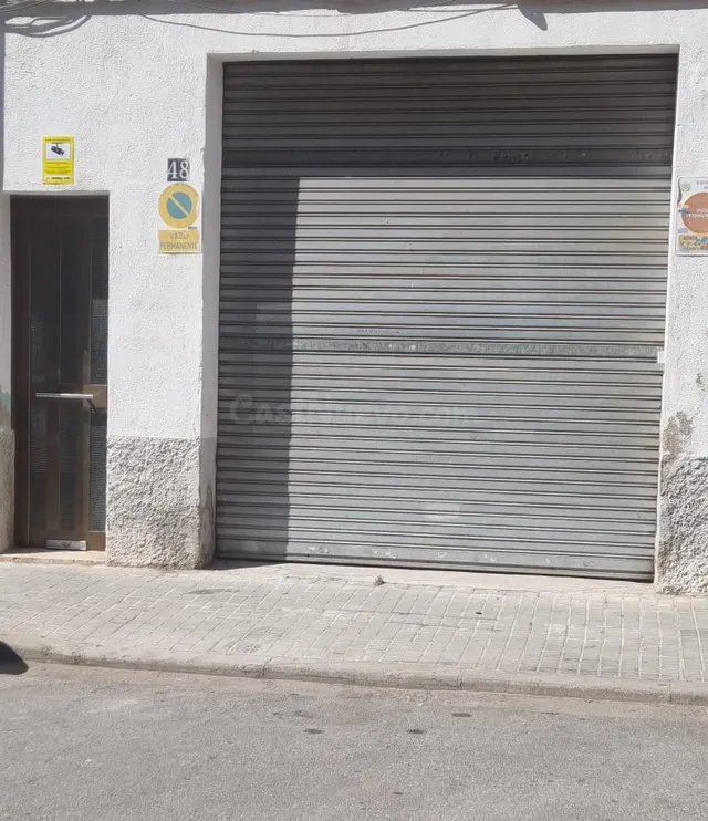 LOCAL COMERCIAL EN LA CREU DE BARBERÀ