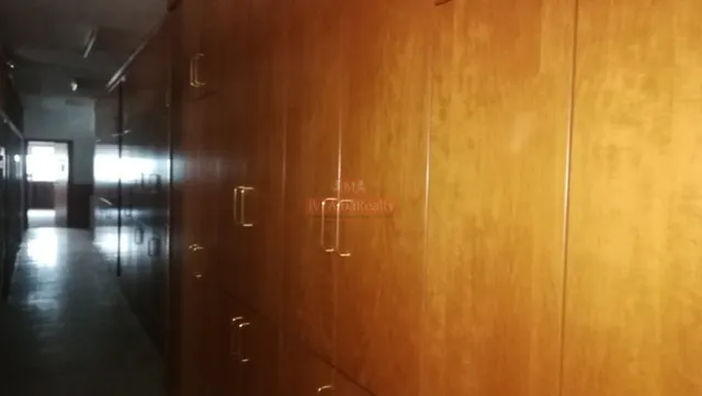 OCASION! SE ALQUILA GRAN ENTREPLANTA CON DIVERSOS DESPACHOS Y OFICINAS, EN EL CORAZON DE ALBACETE — 20