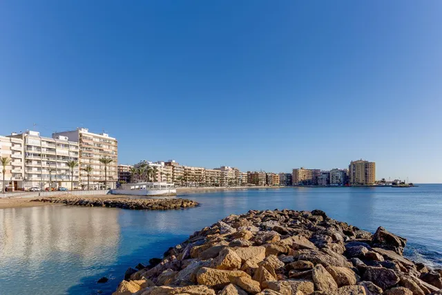APARTAMENTO EN PLANTA BAJA A 400M DEL MAR LISTO PARA ENTRAR A VIVIR — 23