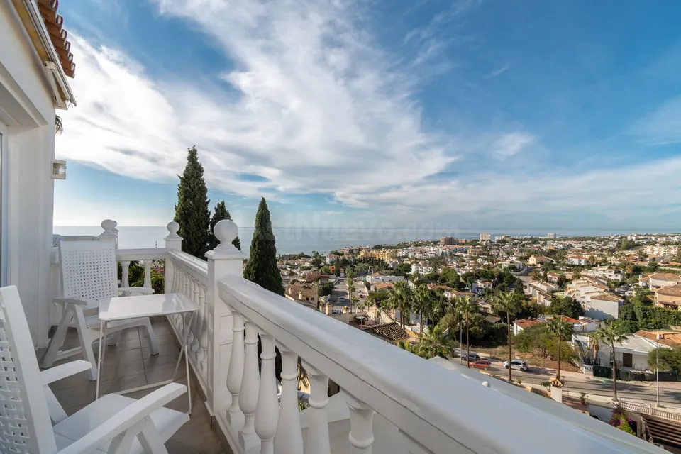 Chalet 5 habitaciones 338m² en venta - Riviera del sol