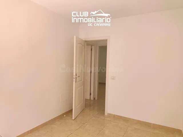 PISO DE 83 M2 CON 3 habitaciones, ASCENSOR Y GARAJE EN TEJIN - foto 5