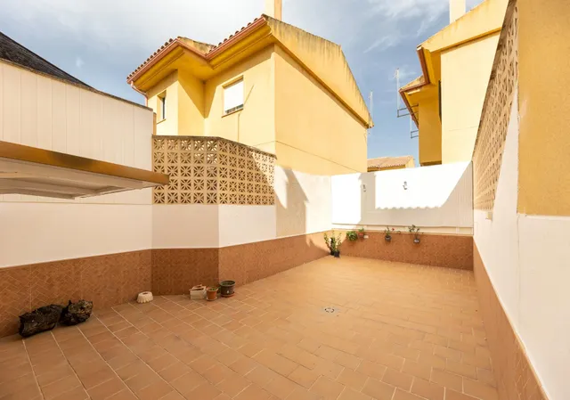Vivienda unifamiliar reformada en Alhendín — 28