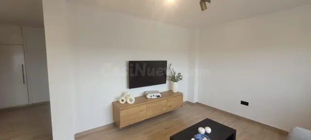 Vivienda totalmente reformada en la zona de Llopis — 4